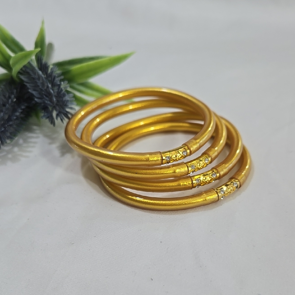 Budha All Weather Bangles Womens Bracelets Color Gold.